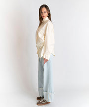 Camicia con cucitura trasversale