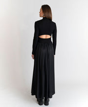 Abito lungo con dettaglio